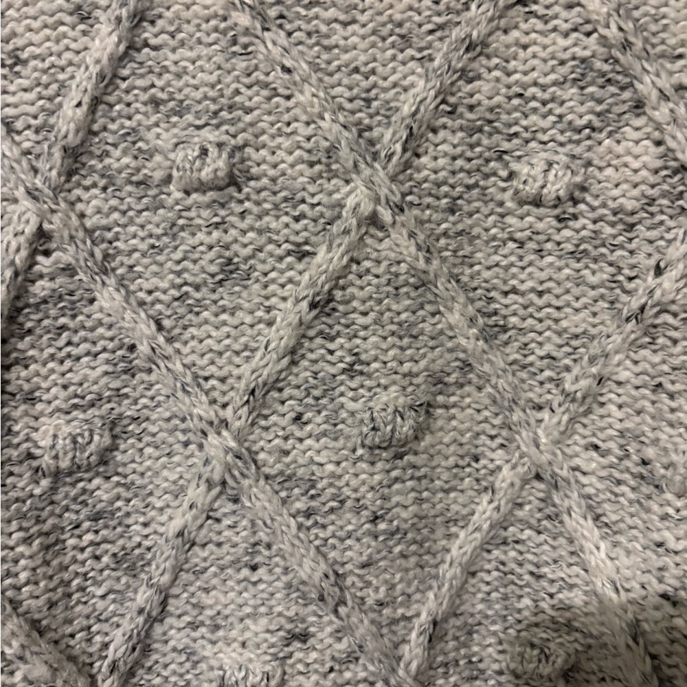 Time and Tru Light Gray Knit Sweater - Picture 3 of 4